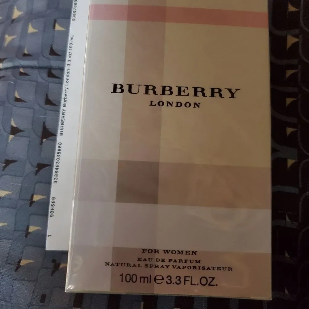 Burberry London For Her Retired 3.3 oz full size EDP designer luxury msrp $106